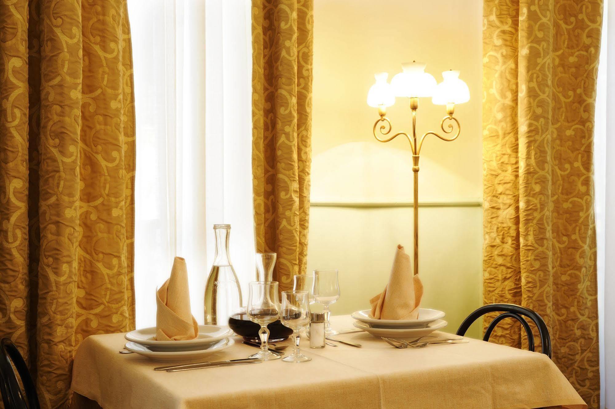 Hotel Alfieri Alassio Eksteriør bilde